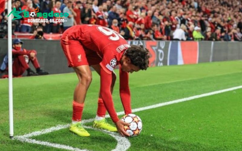Phân tích và theo dõi lối chơi của từng đội bóng để dự đoán chuẩn xác